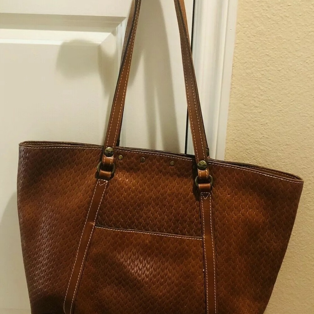 PATRICIA NASH Woven Pattern Shoulder Purse - Picture 9 of 12